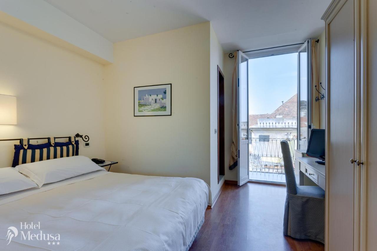 Hotel Medusa Финале Лигуре Экстерьер фото
